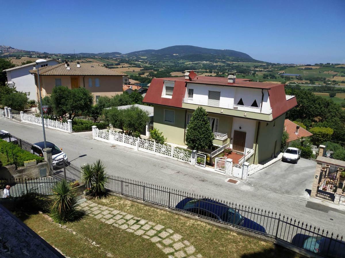 Conero Apartment Castelfidardo Buitenkant foto
