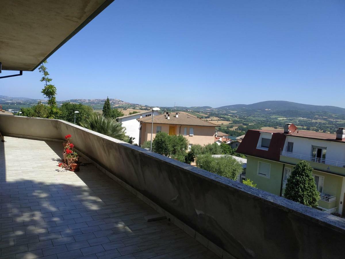 Conero Apartment Castelfidardo Buitenkant foto